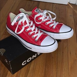 Red Converse worn twice excellent condition!
